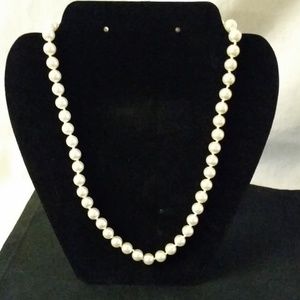 Pearl look necklace